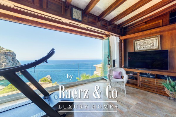 photo 15 Impressive Villa in La Mola with views of the Mediterranean