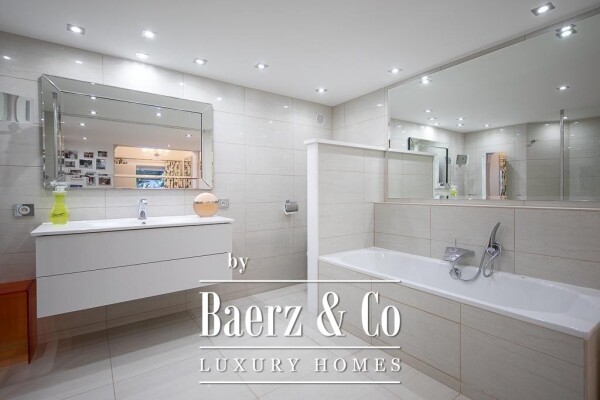 photo 19 5 BEDROOM CHALET - CLOSE TO THE NYON SKI LIFT