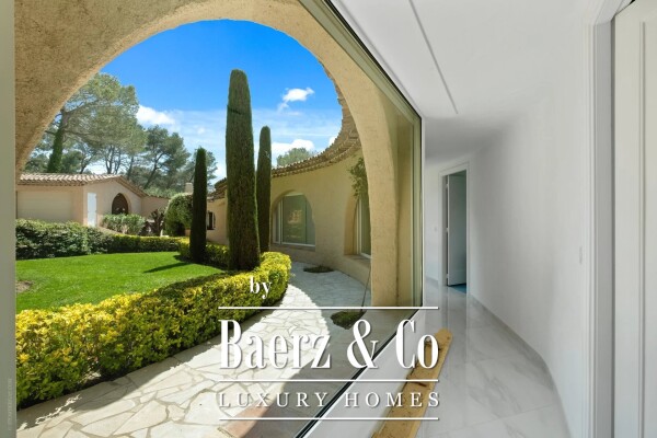 photo 22 Villa with view on Castelleras Castle