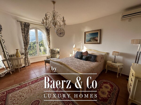 photo 16 Elegant Villas on Superb location in Sveti Stefan