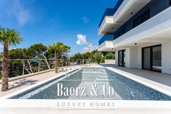 photo 44 Brela, an imposing villa with a panoramic view