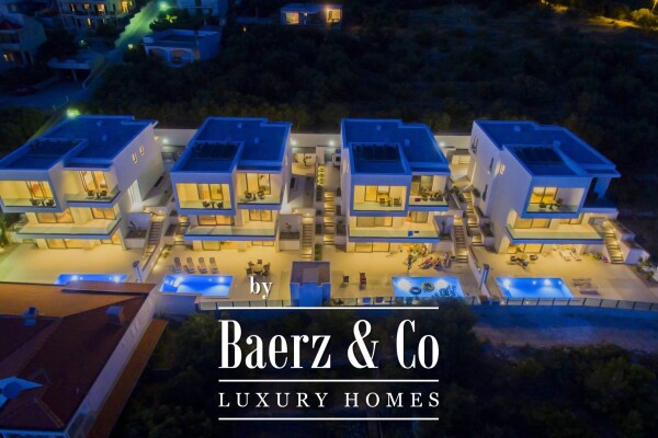 photo 4 Makarska, newly built villa with pool