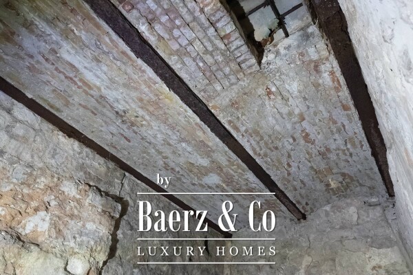 photo 6 Dubrovnik - Old Town, stone house with garden