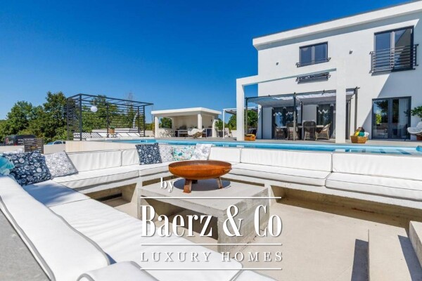 photo 22 Kanfanar, a luxury house with a sea view