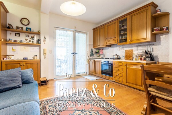 photo 9 Omiš, apartment house near the beach