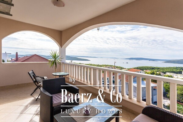 photo 2 Surroundings of Trogir - apartment house with building plot