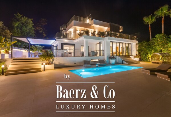 photo 2 Villa - Marbella East - Ref: 8321