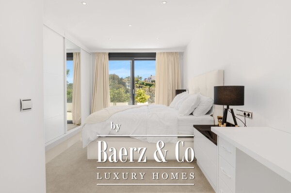 photo 37 Villa - Marbella East - Ref: 8321