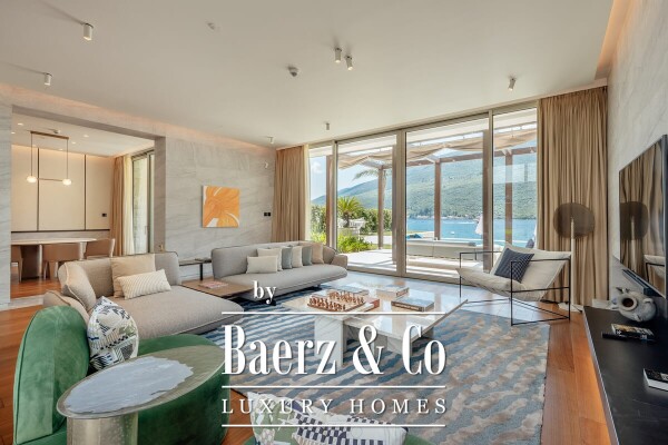 photo 4 Modern Villa in Luxury Resort with private Beach, Pool and Jetty