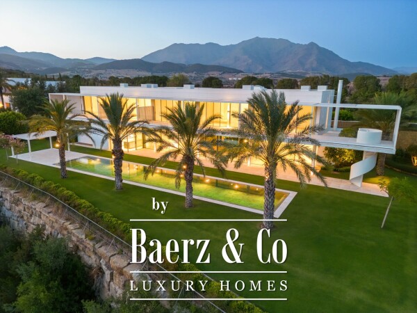 photo 2 Villa - Estepona West - Casares - Ref: 8340