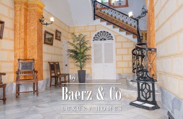 photo 4 MANSION HOUSE IN THE HEART OF THE OLD TOWN