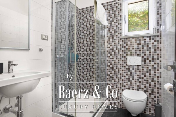 photo 3 Istria, Banjole, beautiful villa NKP 277 m2 on a large garden, 300 m from the sea