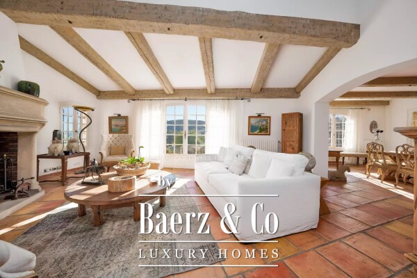 photo 9 Mandelieu's hill - Provencal-style villa - Sea view