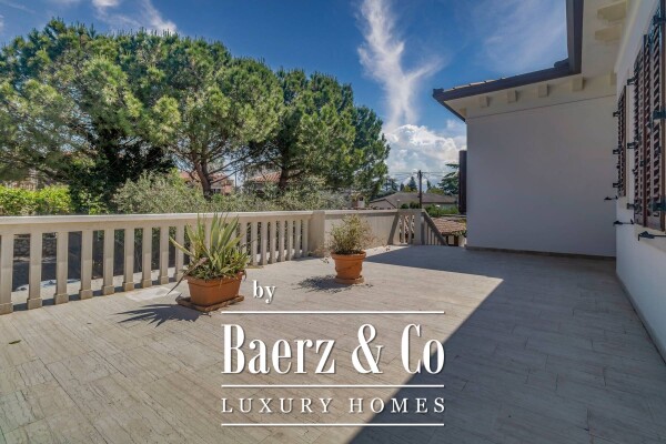 photo 10 Istria, Umag - unique NKP villa 400 m2 only 30 m from the sea