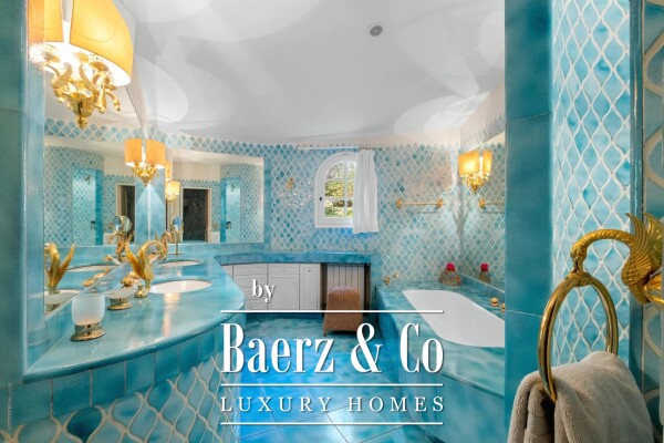 photo 19 Stunning bastide with swimming pool and tennis court