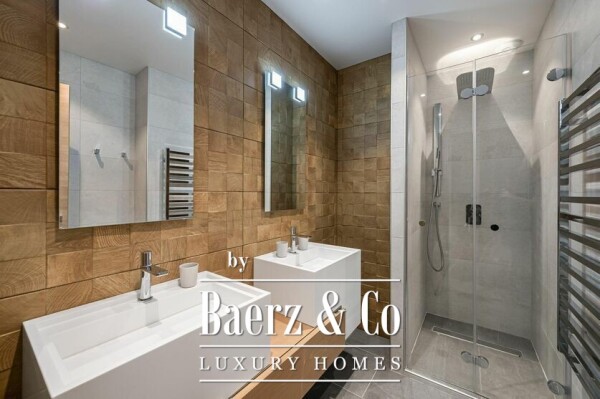 photo 9 Magnificent penthouse with panoramic views