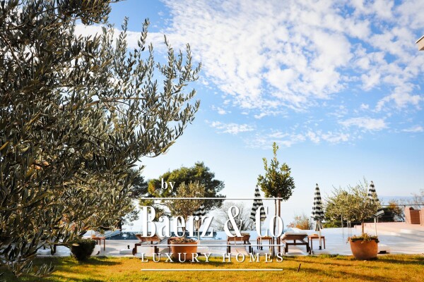 photo 4 Makarska, Tučepi, secluded villa surrounded by nature, with pool, jacuzzi and perfect panoramic view