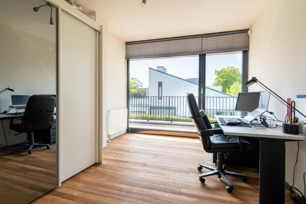 photo 37 Parmentierstraat 25