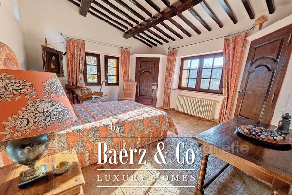 photo 6 charming Provencal 16th century farmhouse with stunning view