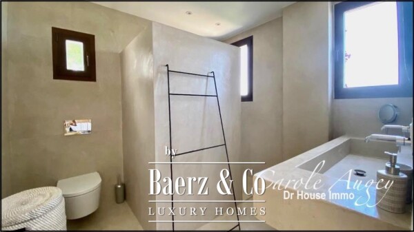 photo 21 Beautiful villa with stunning view - 4 bedrooms