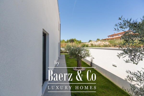 photo 37 Medulin, Istria: Luxury Modern Villa, 200m² NKP, Near Sea and Beaches