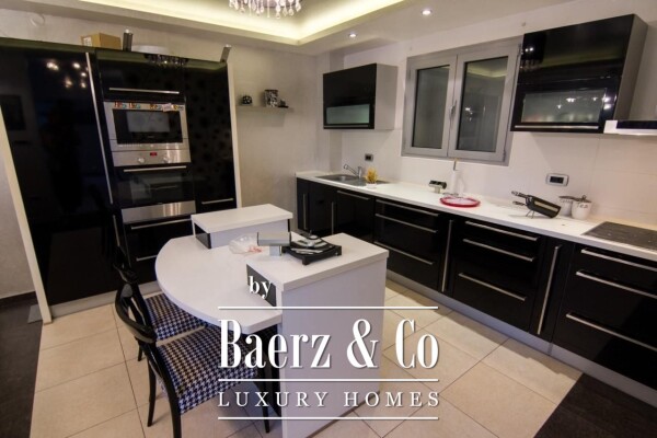 photo 14 Luxury Villa in Budva