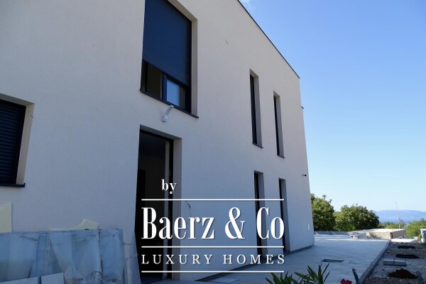 photo 1 Rijeka, Kostrena, Paveki Villa with 2 apartments, 279 m²