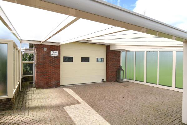 photo 32 Oosterlandweg 27