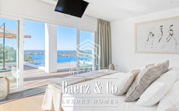 photo 11 Beautiful luxury home in Cala moli