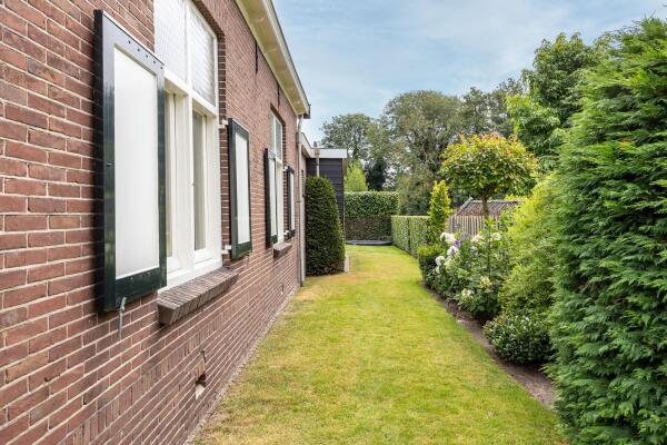 photo 26 Nieuw-Loosdrechtsedijk 77