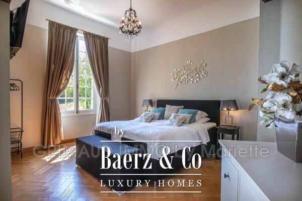 photo 14 property on 24 ha with lake, stable and several houses