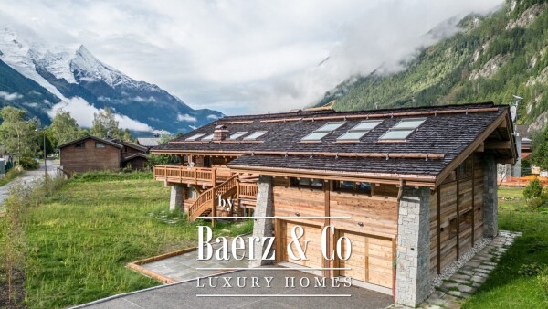 photo 3 Exceptional Chalet in the Heart of les Tines