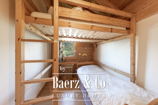 photo 10 SPACIOUS SEMI-DETACHED FARMHOUSE - MOUNTAIN VIEW