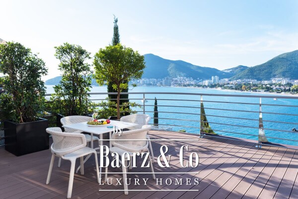 photo 12 Seaview Penthouse in Budva with Rooftop Terrace