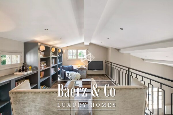 photo 6 Charming Villa with a View of Barbossi Golf Course