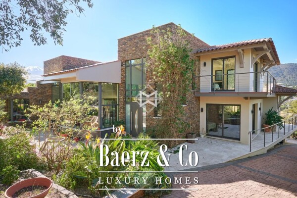 photo 3 Architect-designed Villa in Cavalaire-sur-Mer