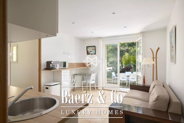 photo 17 Rayol-Canadel-sur-Mer in a quiet area, with sea view and within walking distance of the beach - Provençal property built on large flat land