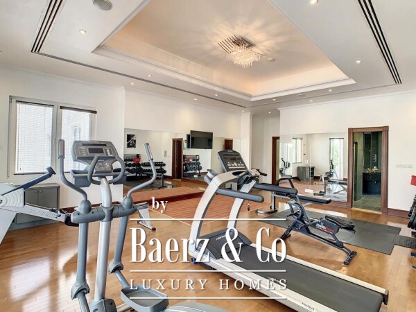 photo 13 Corner Golf Course View Vacant Mansion