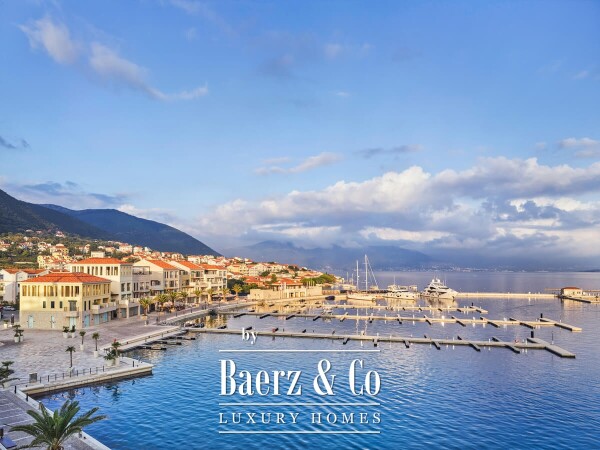 photo 5 Luxurious One Bedroom Apartment in Herceg Novi next to the Sea