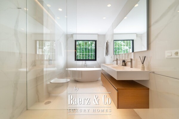 photo 57 Villa - Nueva Andalucia - Marbella - Ref: 8603