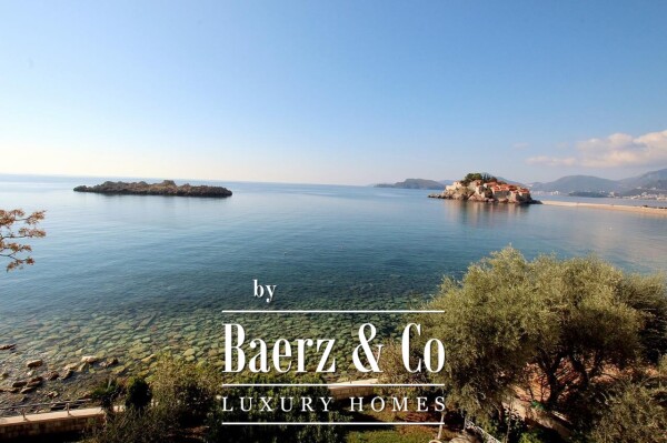 photo 2 Beautiful Villa next to the Sea in Sveti Stefan