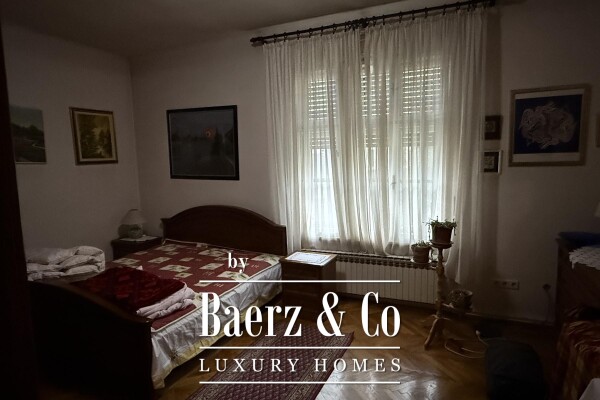 photo 2 Zagreb, Maksimir, Šulekova Street, family house 330 m2 with an auxiliary building on a plot of land