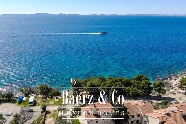 photo 3 Murter, Slanica, a beautiful house in the second row to the sea, 357.68 m²