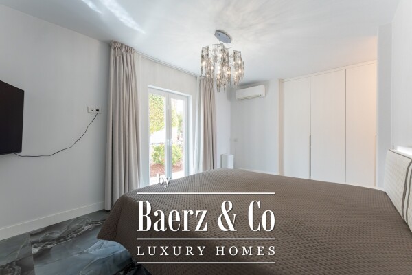 photo 26 Elegant bungalow in prestigious area.