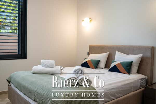 photo 4 Villa Gassin - Beach by feet and 5 min St Tropez