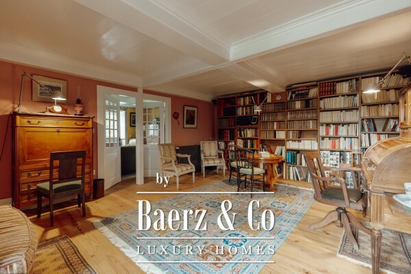 photo 10 Magnificent Manor House with winery