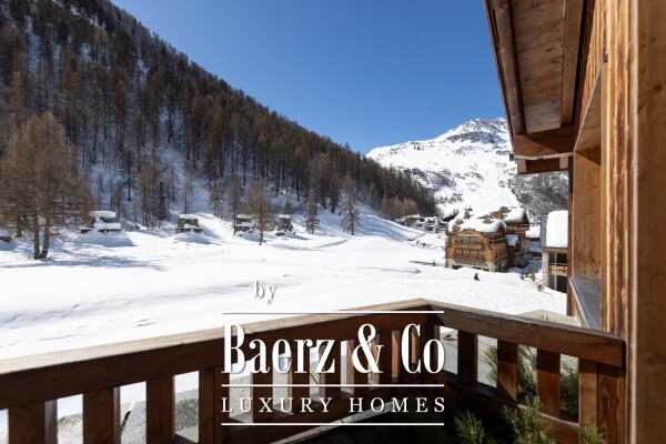 photo 18 4-BEDROOM APARTMENT - NEAR THE CENTER AND THE SLOPES