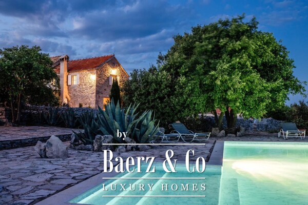 photo 2 Island of Hvar - a unique property in an exceptional location