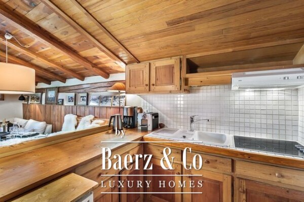 photo 3 2-BEDROOM APARTMENT - SNOW FRONT