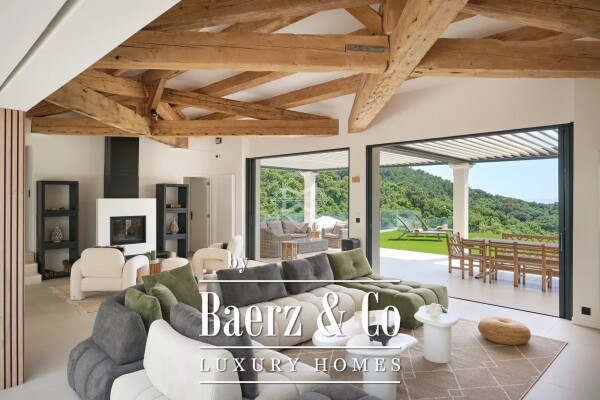 photo 9 Property surrounded by nature on the heights of La Croix-Valmer